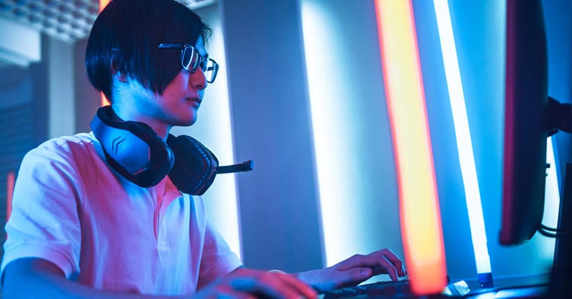 Profiting from Online Gaming: A Detailed Guide to Earning Money
